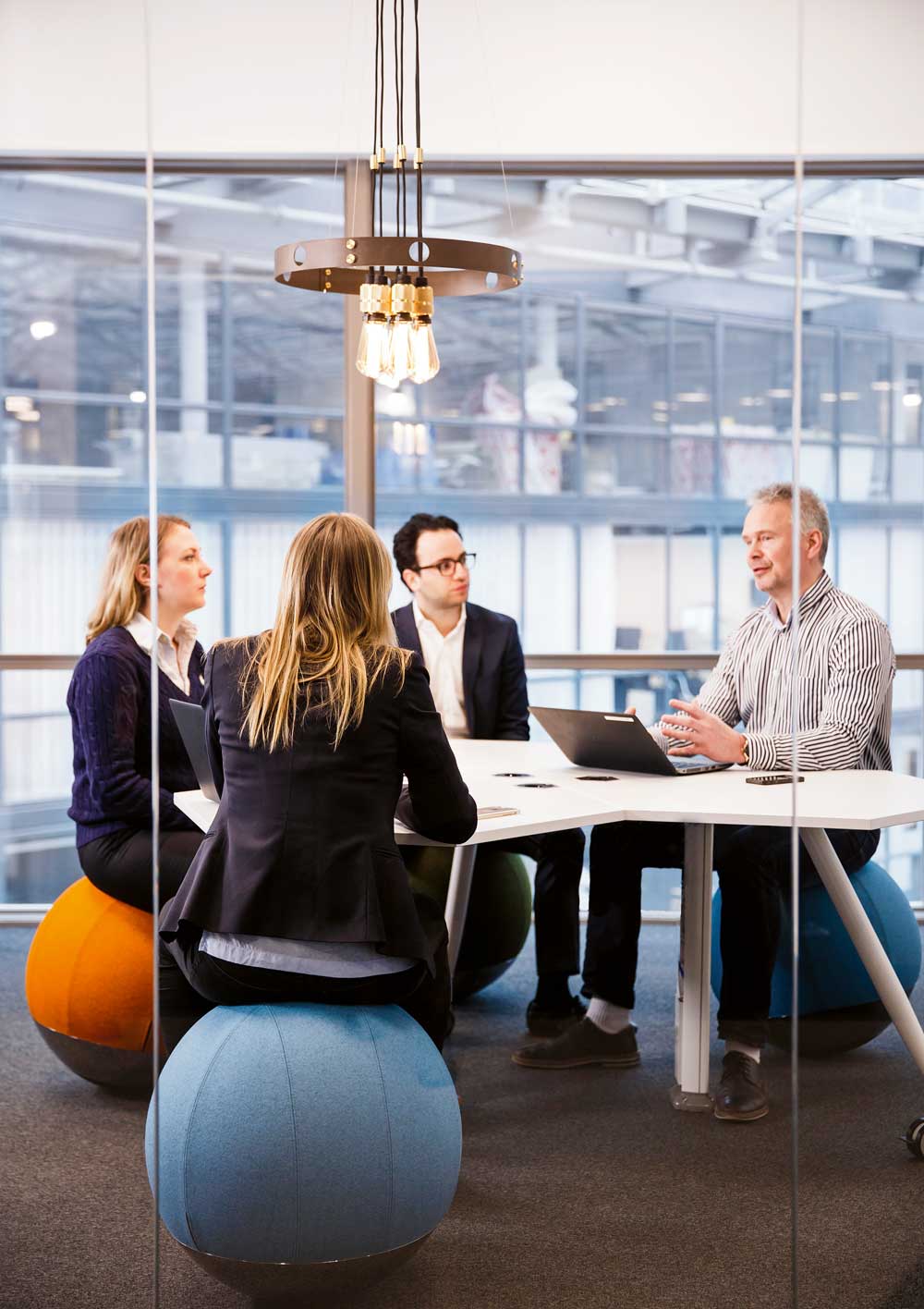 Hyrestgästanpassning som sedemera blev en av finalisterna i tävlingen , Sveriges snyggaste kontor