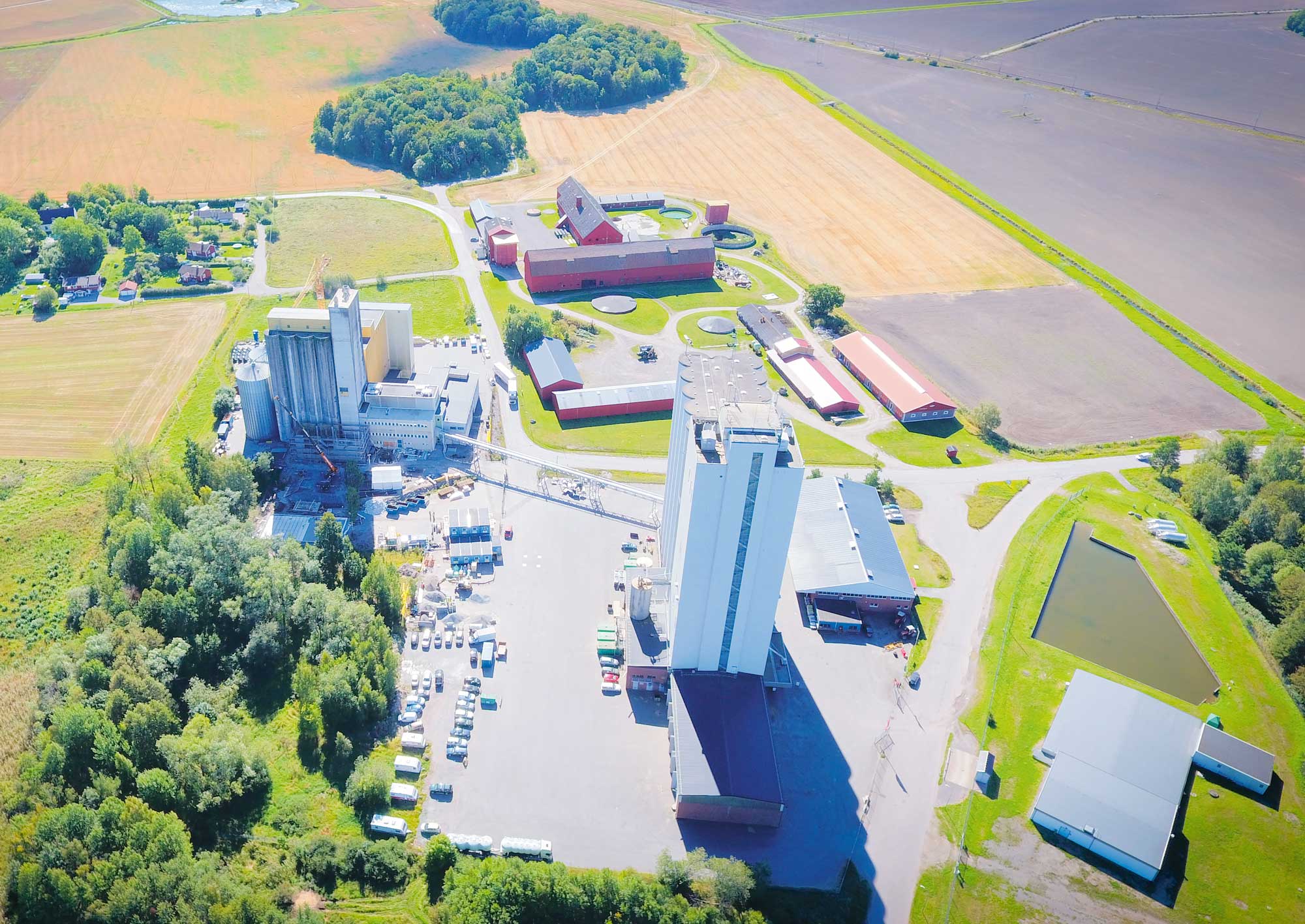 Omfattande mark- och betongarbete samt nybyggnad och ombyggnad av valskvarn åt Lantmannen Strängnäs