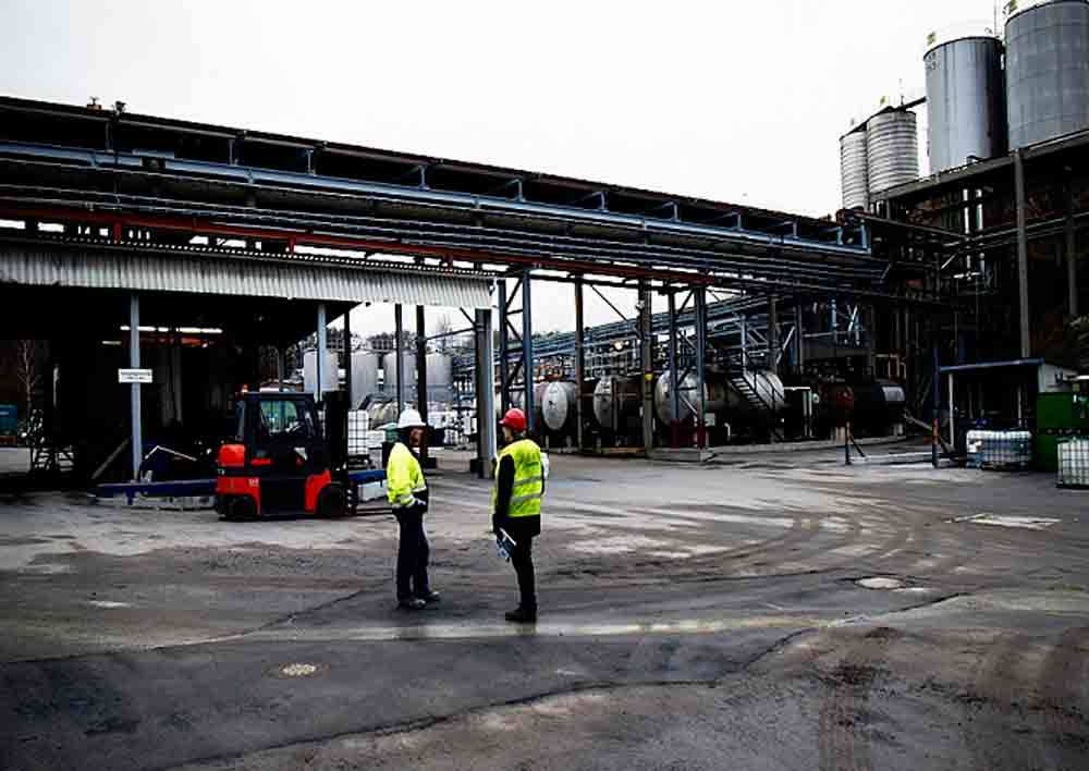 lubricants-3-1000×708 Statiol Lubricants, Nynäshamn